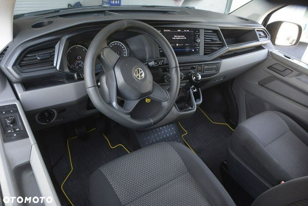 Volkswagen Transporter - 16