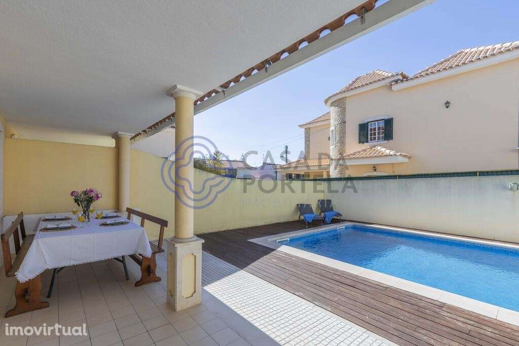 Moradia  T-4 com piscina em Penedo, á 15 minutos de Cascais - Grande imagem: 2/27