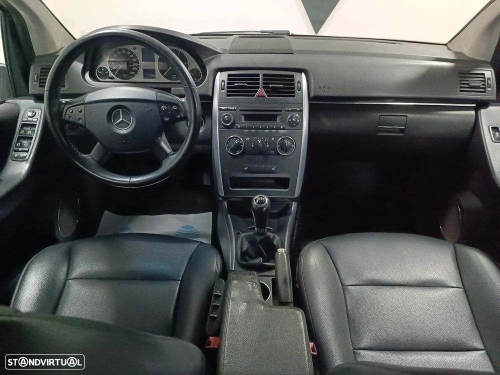 Mercedes-Benz B 180 CDI Executive - 8