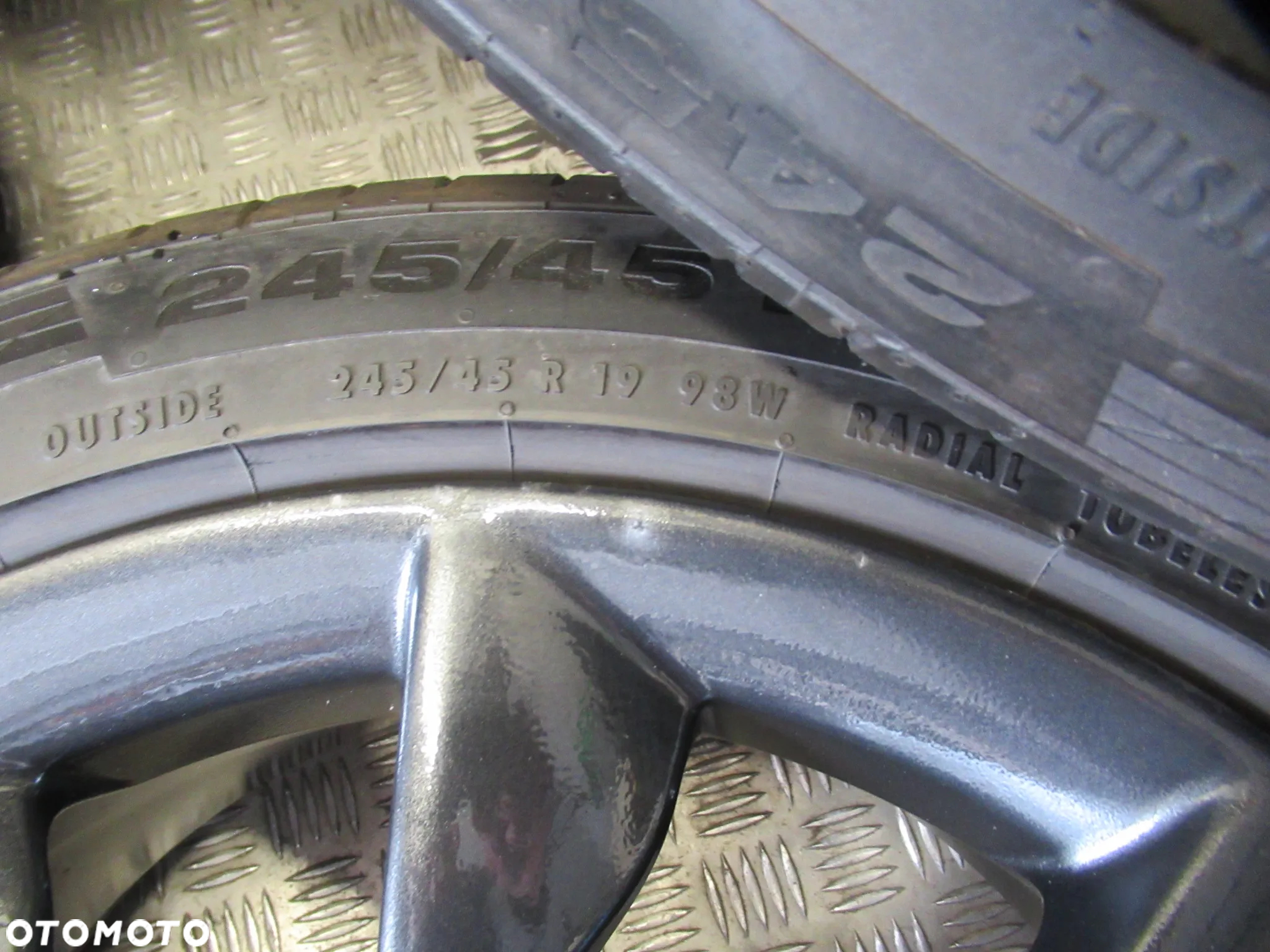 Koła Audi A4 B8 B9 A5 A6 8,5Jx19 et32 5x112 - 8