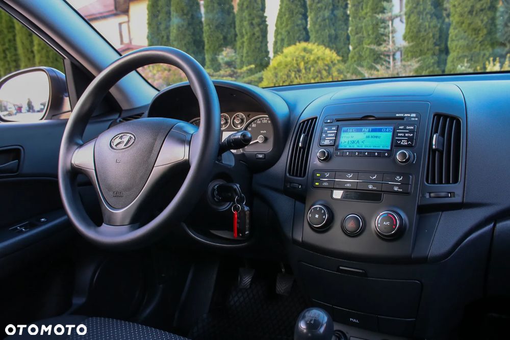 Hyundai i30 i30cw 1.4 Edition 20 - 33