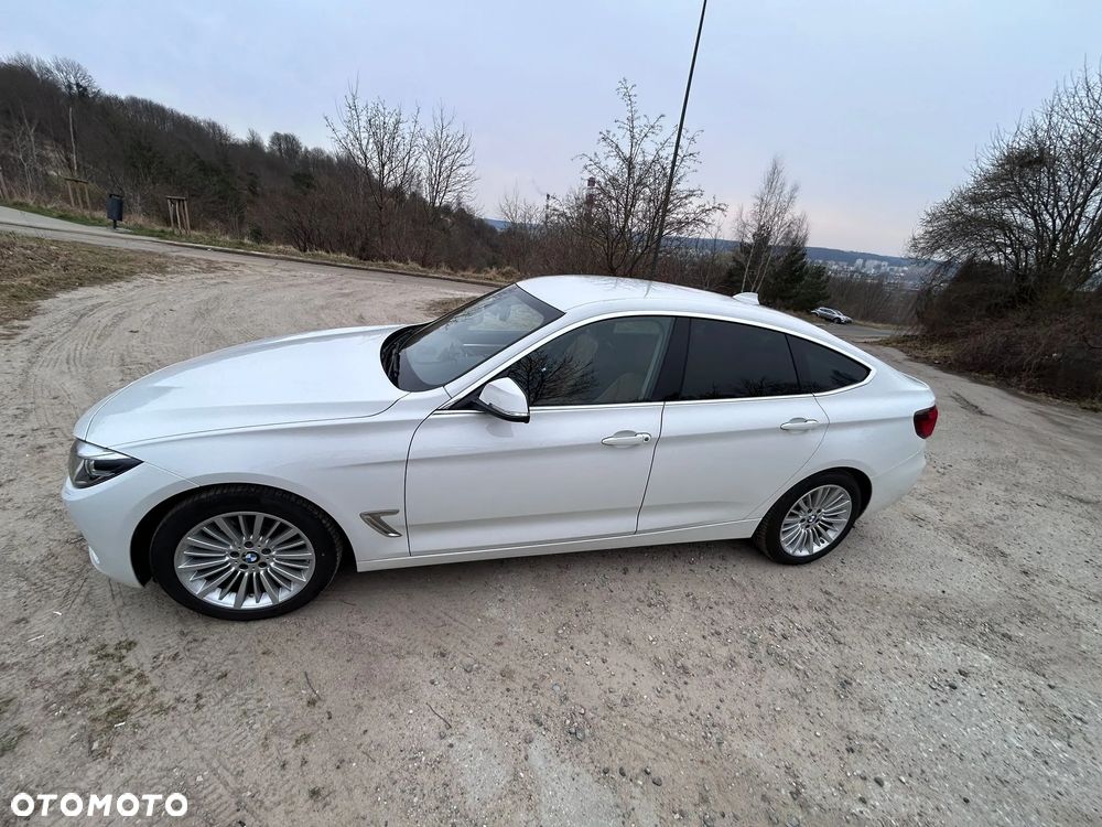 BMW 3GT 320d Luxury Line - 17