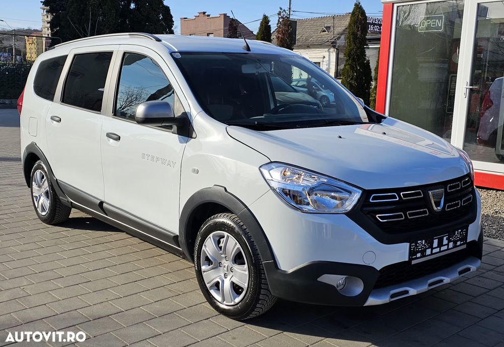 Dacia Lodgy TCe 130 GPF Stepway Plus - 2