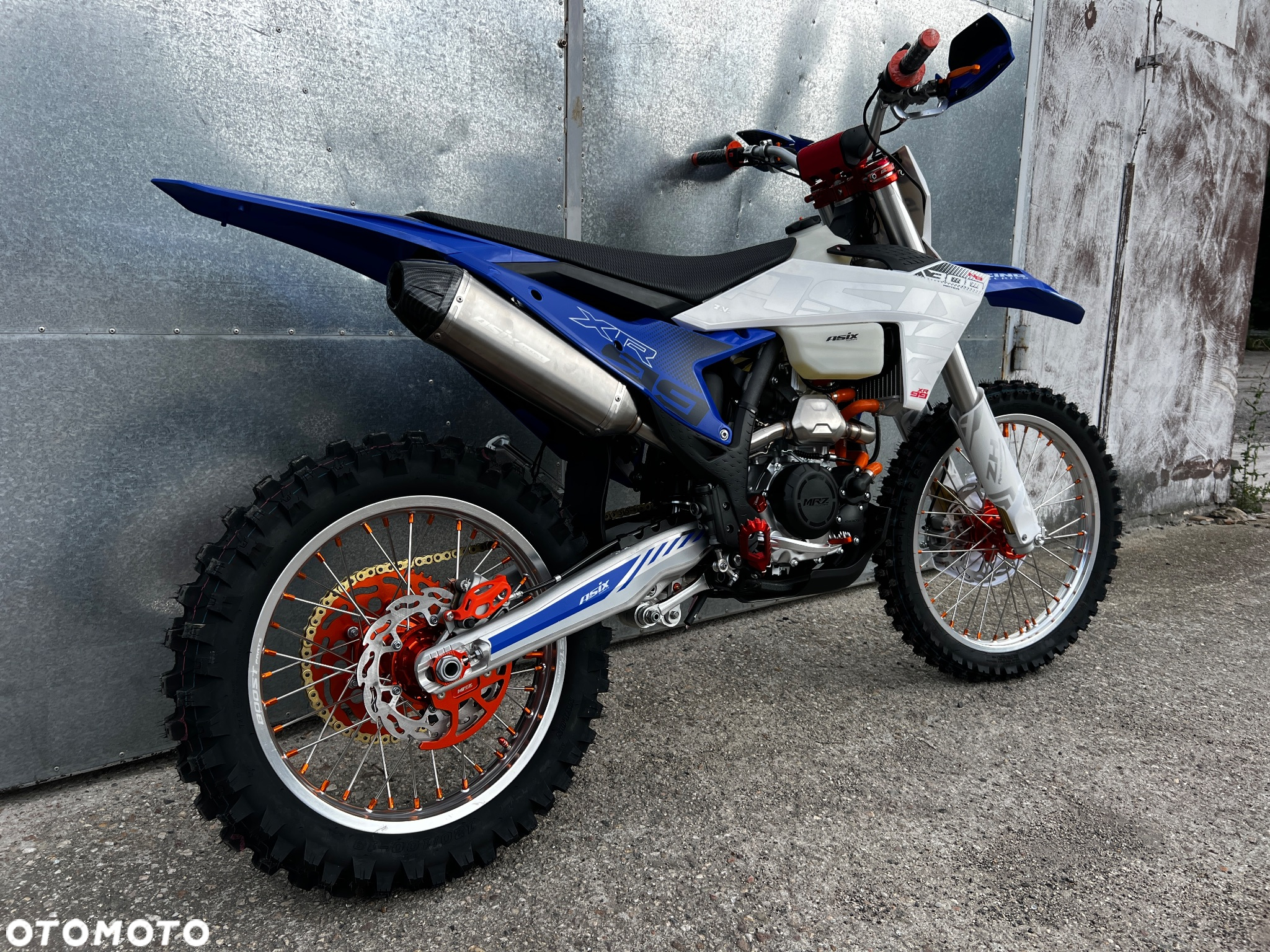 ASIX XR - 2