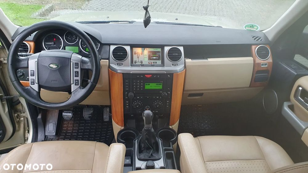 Land Rover Discovery IV 2.7D V6 HSE - 11