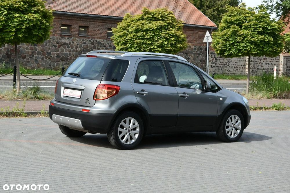 Fiat Sedici - 24