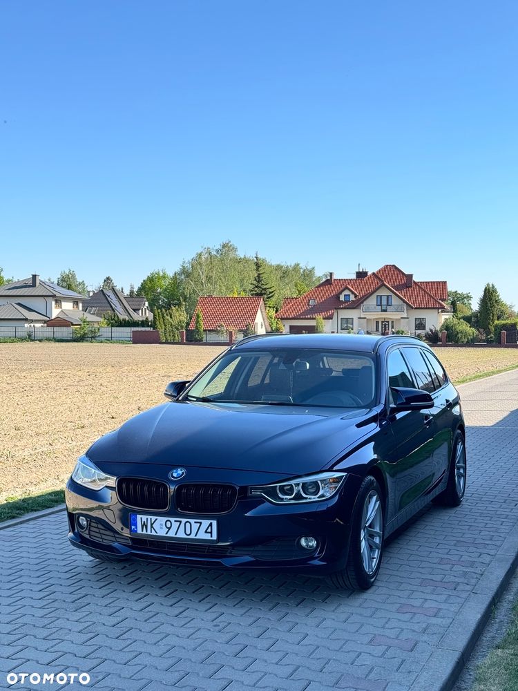 BMW Seria 3 318d - 4