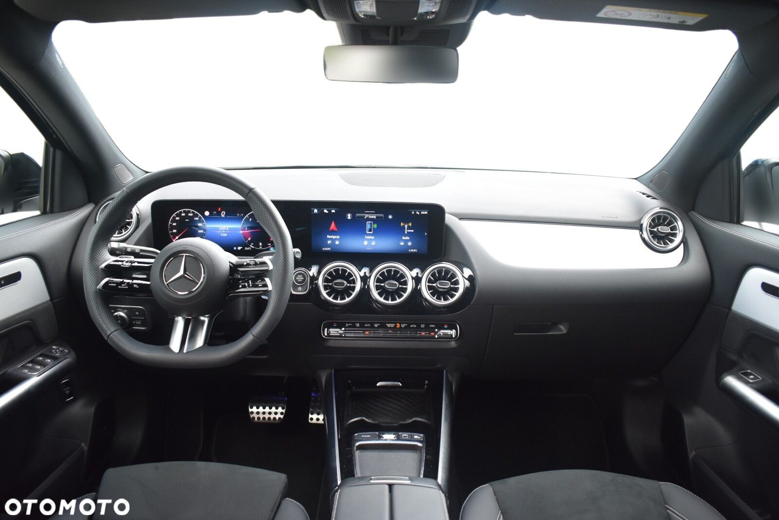 Mercedes-Benz GLA - 6