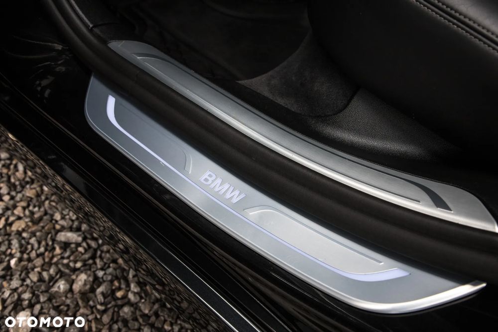 BMW Seria 7 730d xDrive - 31