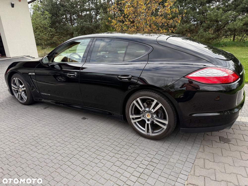 Porsche Panamera 4 PDK Platinum Edition - 6