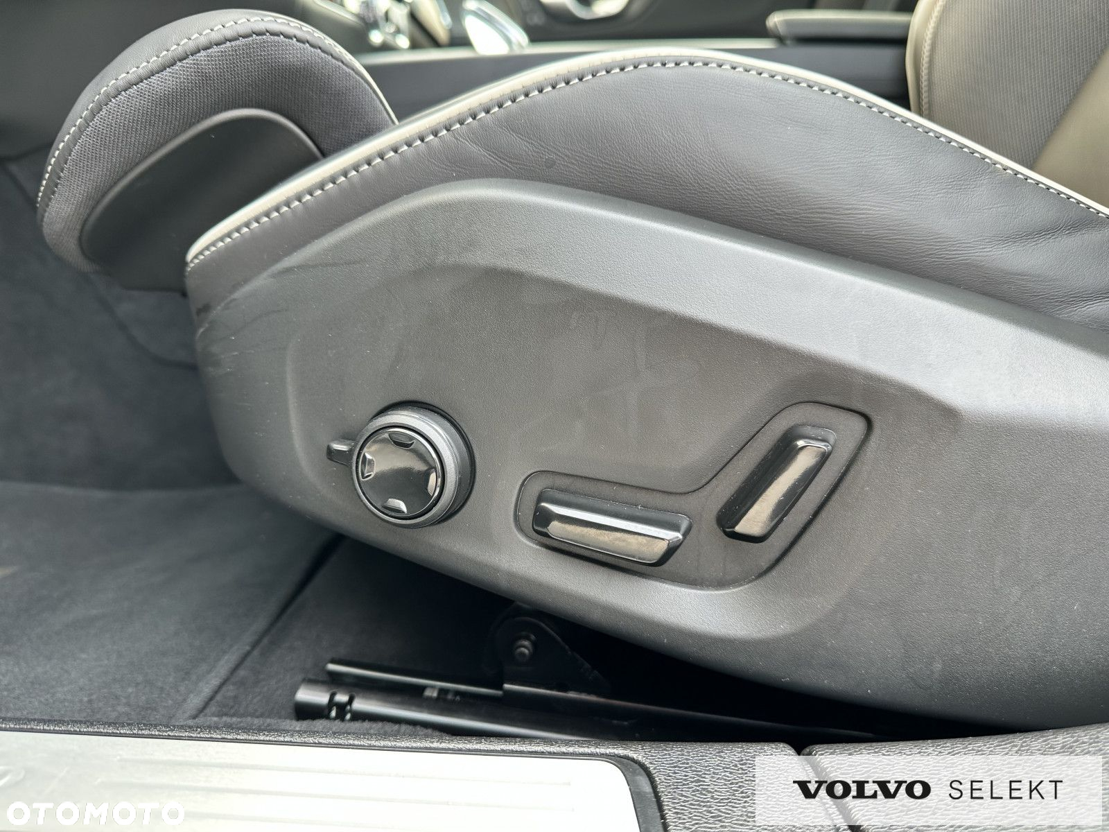 Volvo S60 - 23