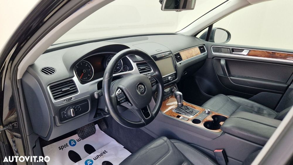 Volkswagen Touareg 3.0 V6 TDI BMT - 13