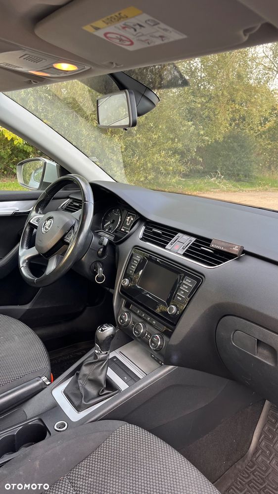 Skoda Octavia 1.4 TSI Ambition - 9