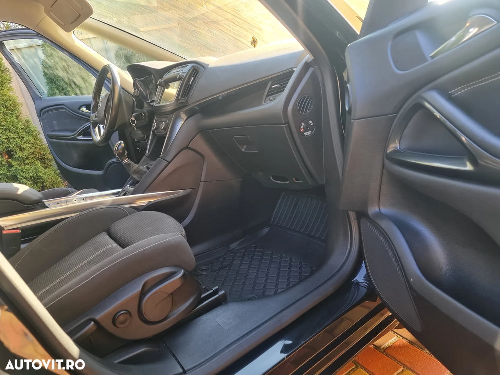 Opel Zafira - 31