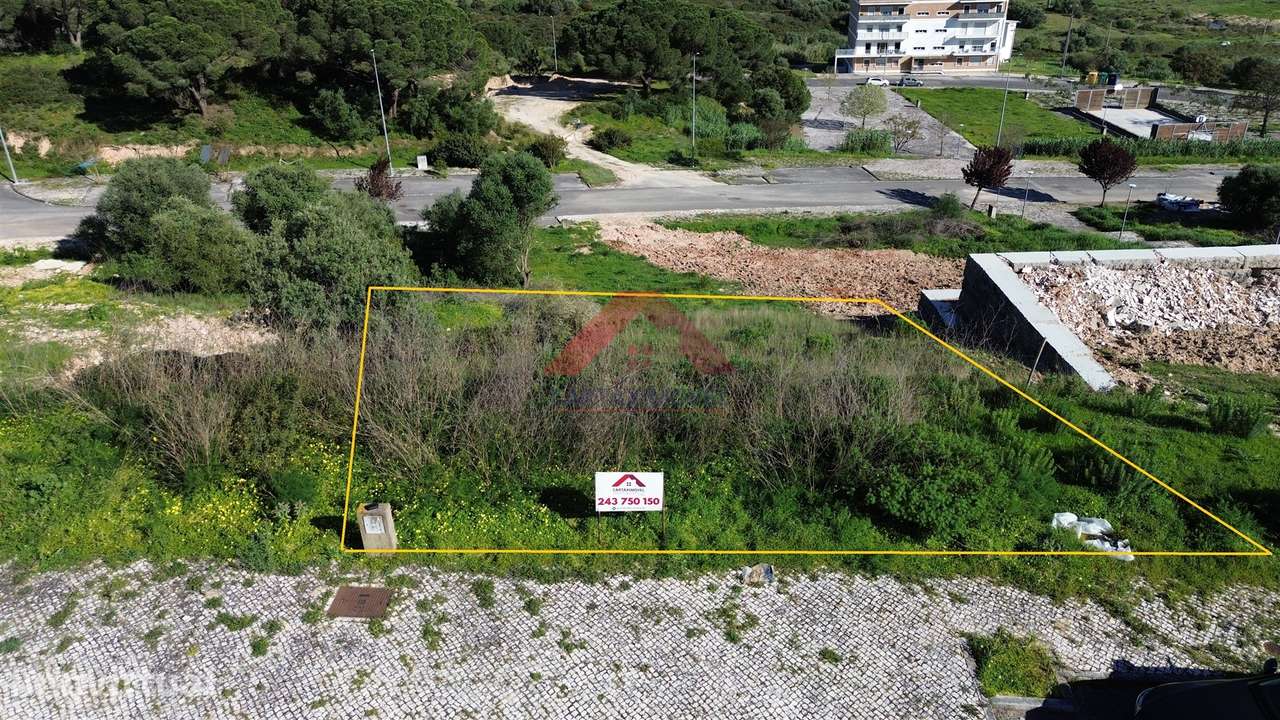 Lote de Terreno  Venda em Azambuja,Azambuja - Grande imagem: 2/7