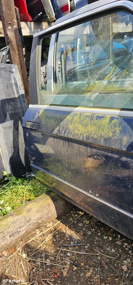 Drzwi przednie przód prawe Bmw E30 - 3