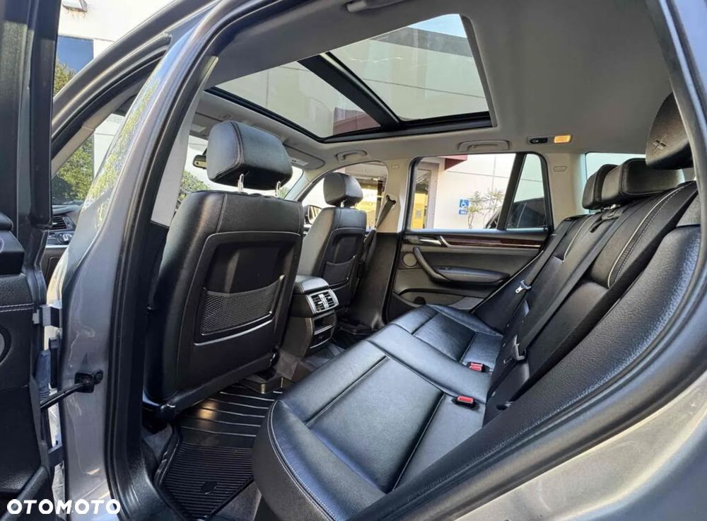 BMW X3 28i xDrive - 22