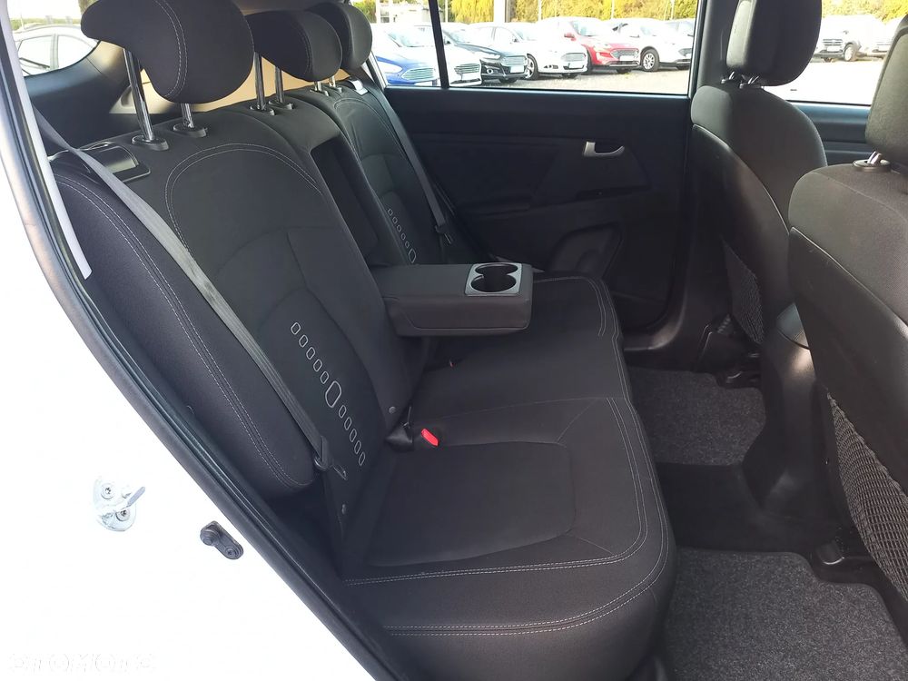 Kia Sportage 1.7 CRDI 2WD Attract - 20