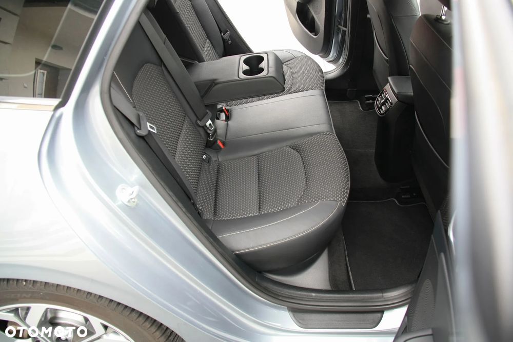 Kia Ceed 1.4 T-GDI OPF Platinum Edition - 22