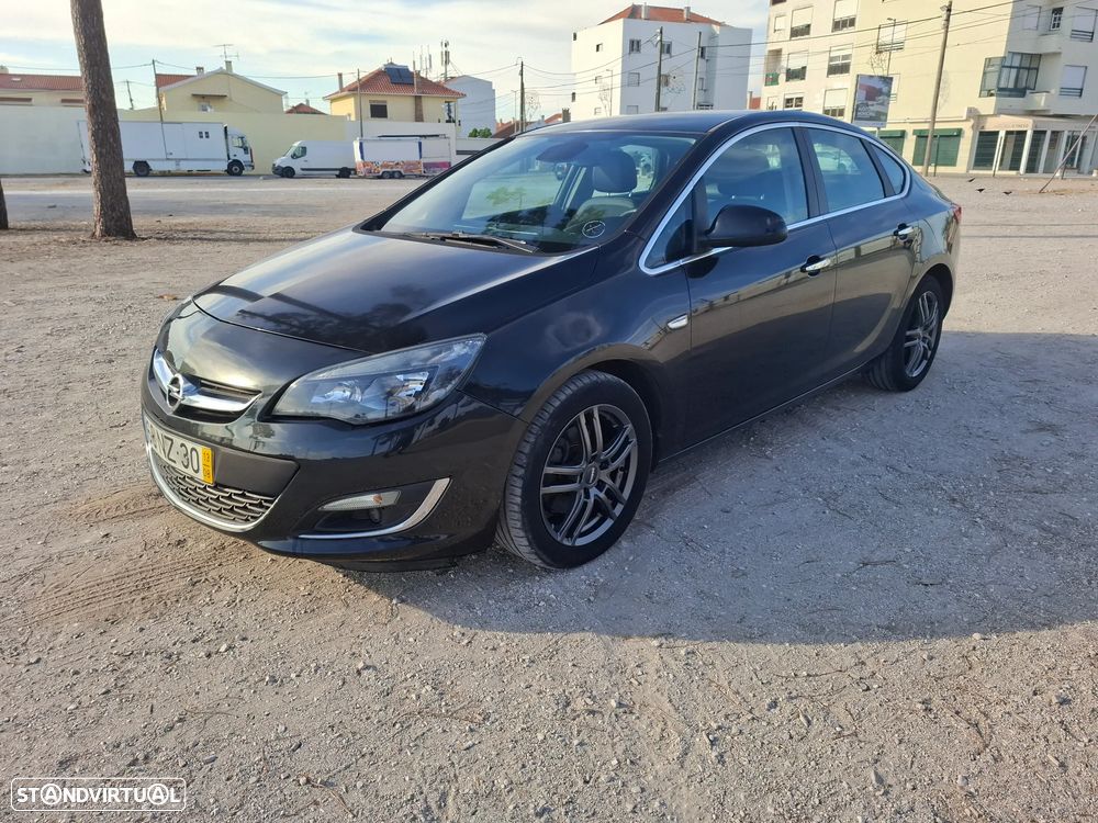 Opel Astra 1.7 CDTI Cosmo Start/Stop - 2