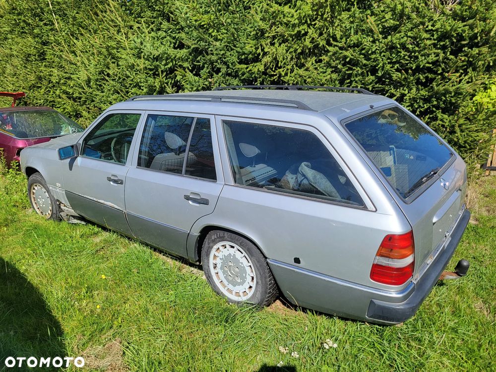 Mercedes-Benz W124 (1984-1993) - 1