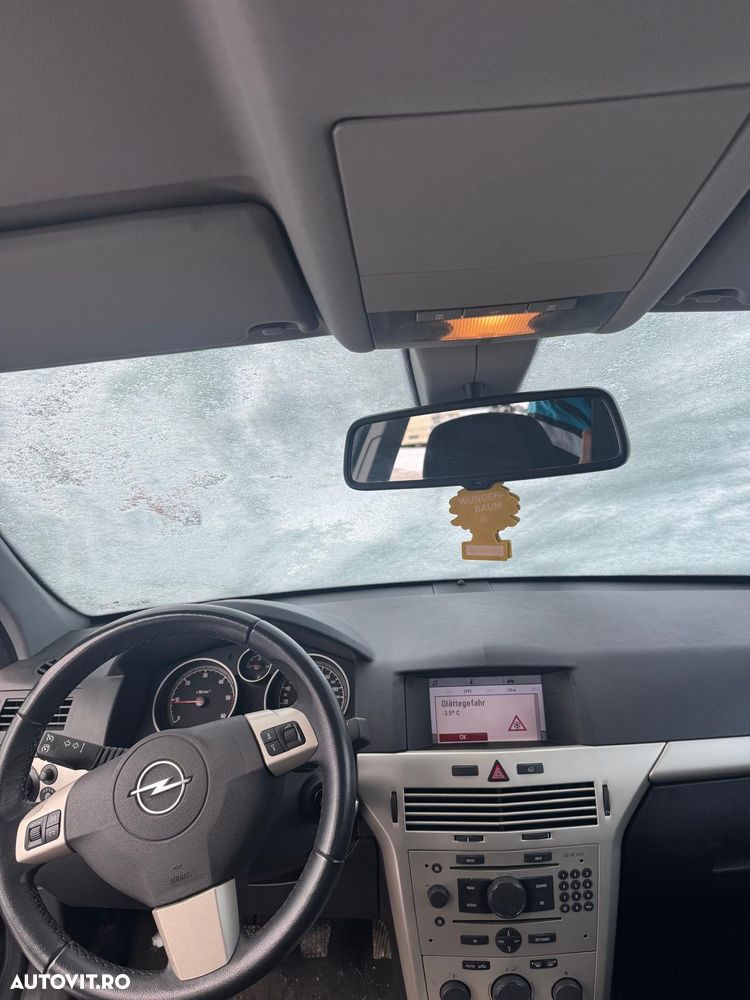 Opel Astra 1.7 CDTI Cosmo - 8