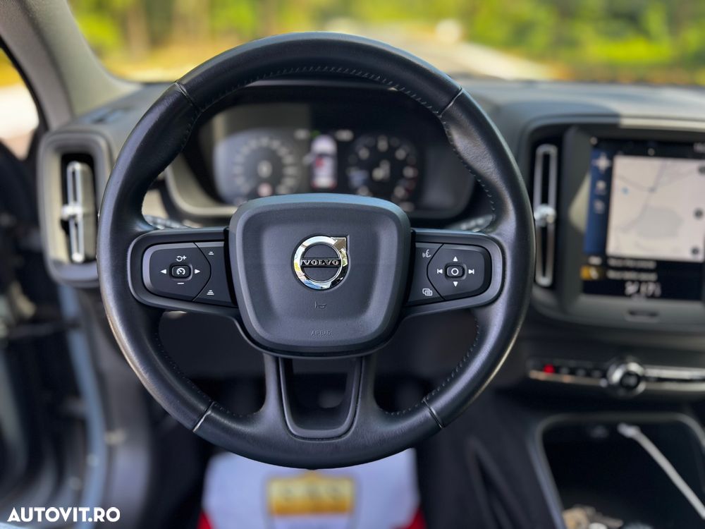 Volvo XC 40 D3 Momentum Pro - 11