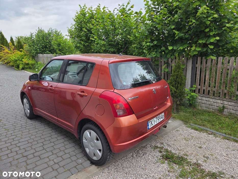 Suzuki Swift 1.3 Club - 2
