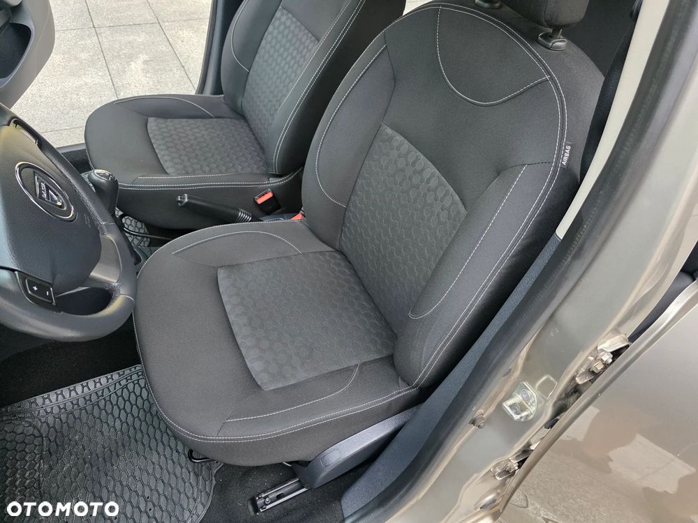 Dacia Sandero 1.2 16V Laureate - 27