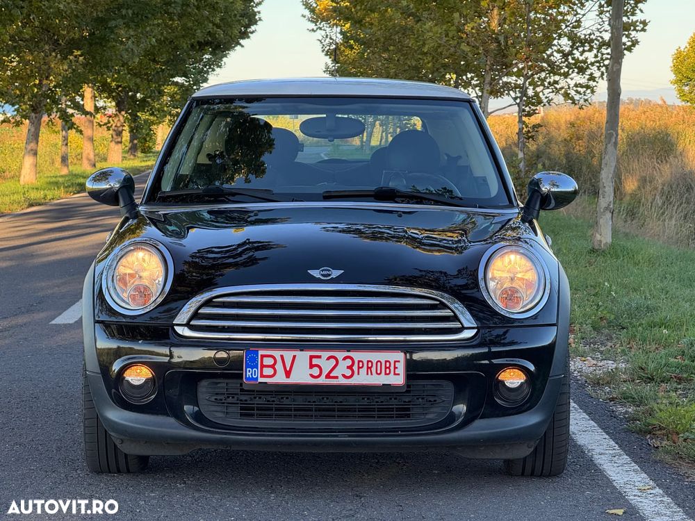 Mini Cooper Coupe - 2