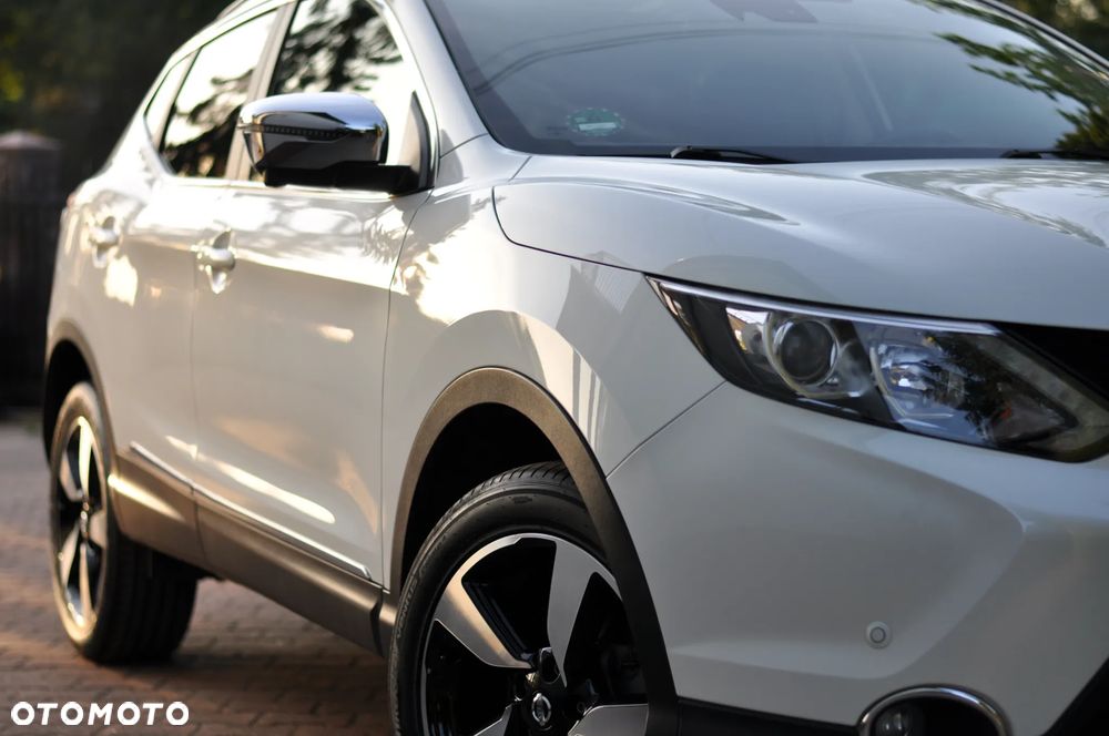 Nissan Qashqai 1.6 DIG-T N-Connecta - 16