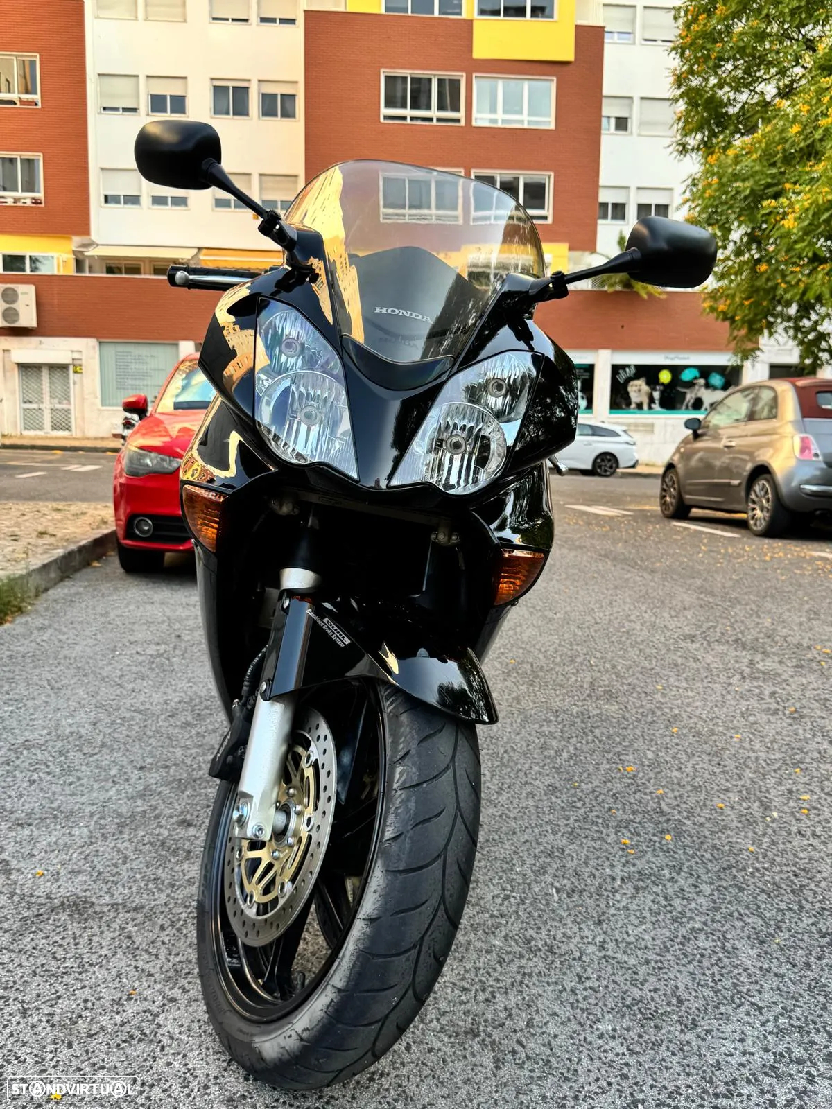 Honda VFR - 5