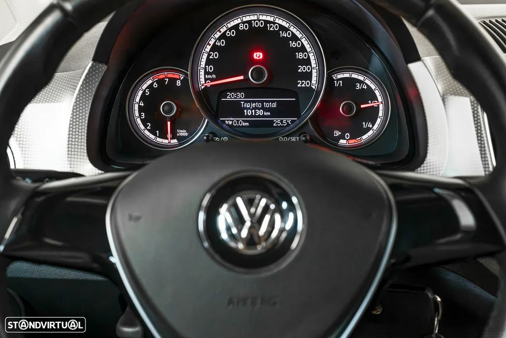 VW Up! 1.0 BlueMotion High - 14