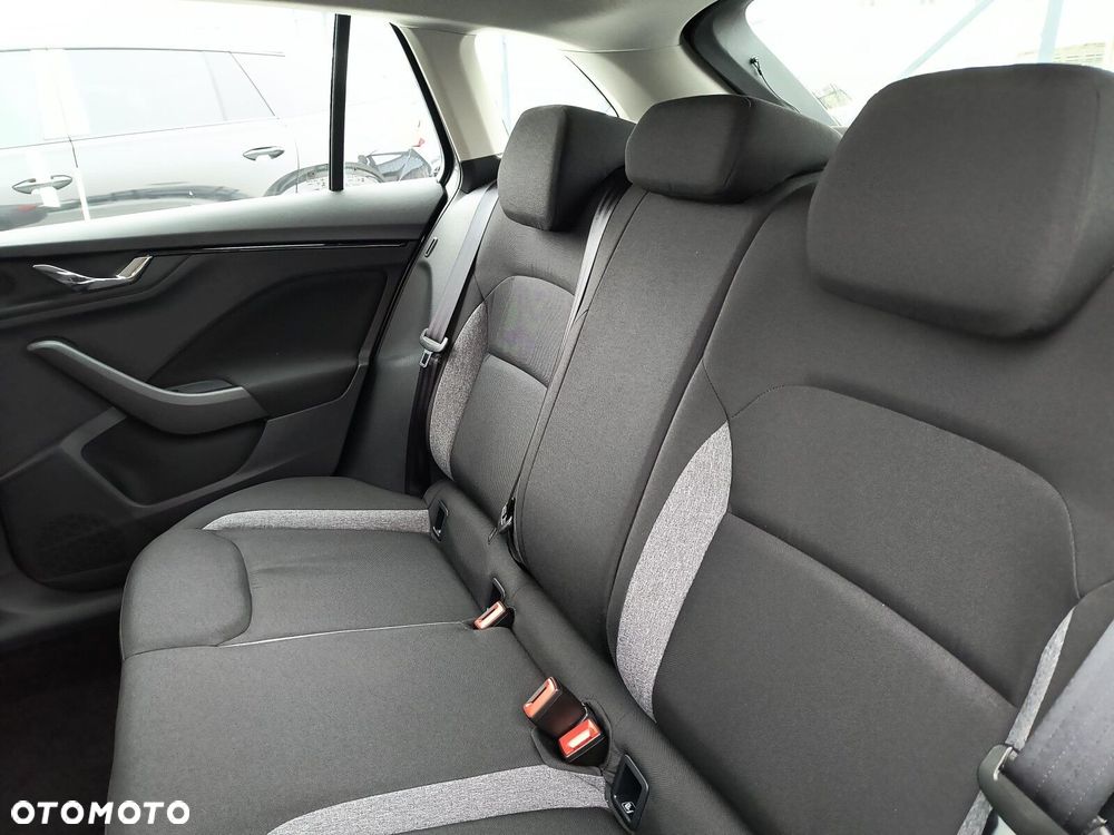 Skoda Scala 1.0 TSI Essence - 16