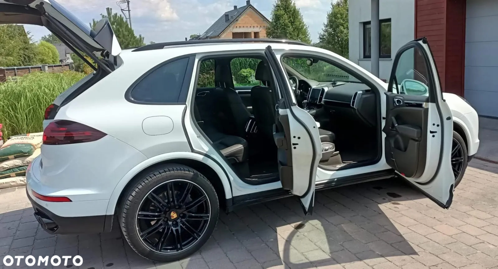 Porsche Cayenne Diesel Platinum Edition - 8