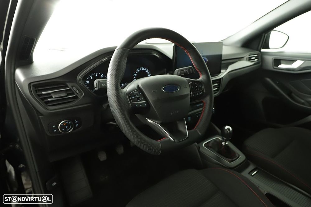 Ford Focus SW 1.0 EcoBoost MHEV ST-Line - 9