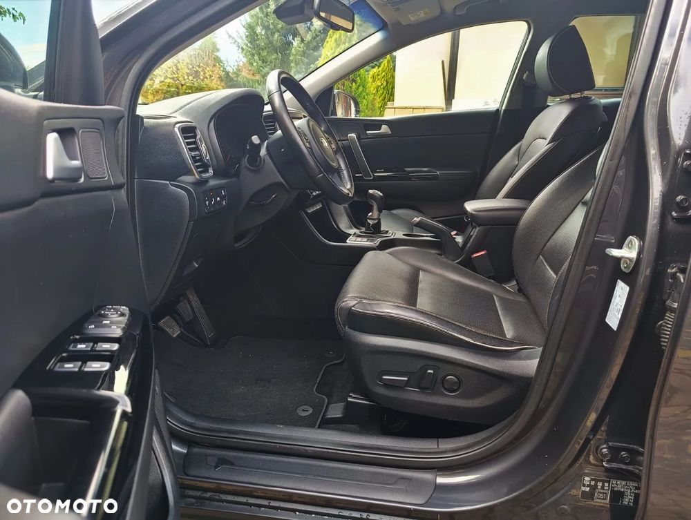 Kia Sportage 2.0 CRDI 2WD Spirit - 23