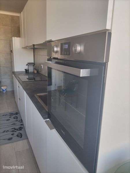Alugo T1 remodelado em maximinos - Grande imagem: 2/8