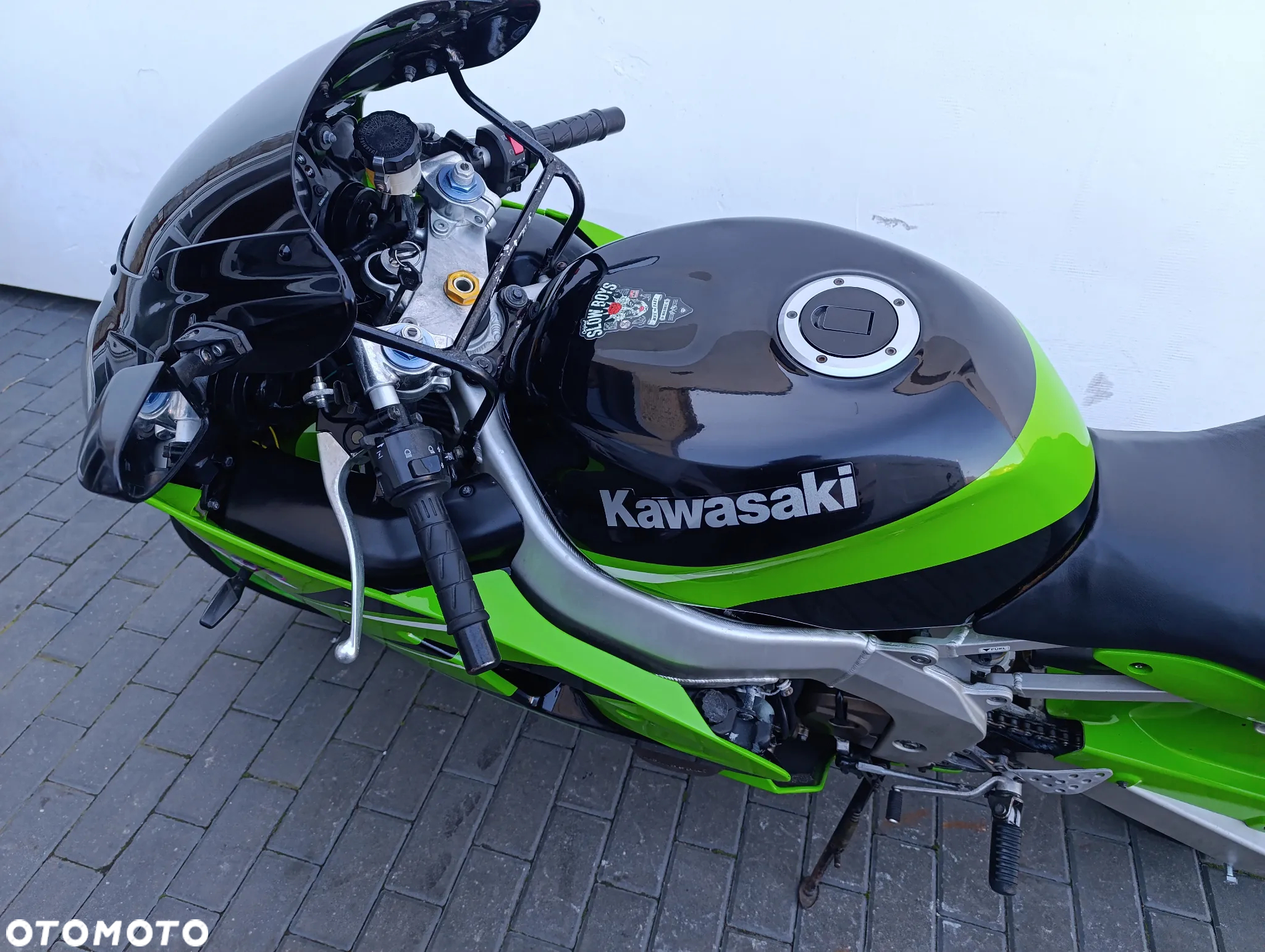 Kawasaki ZXR - 16