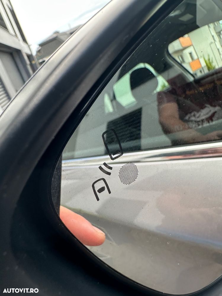 Citroën C4 PureTech 130 Stop & Start EAT6 Shine - 26