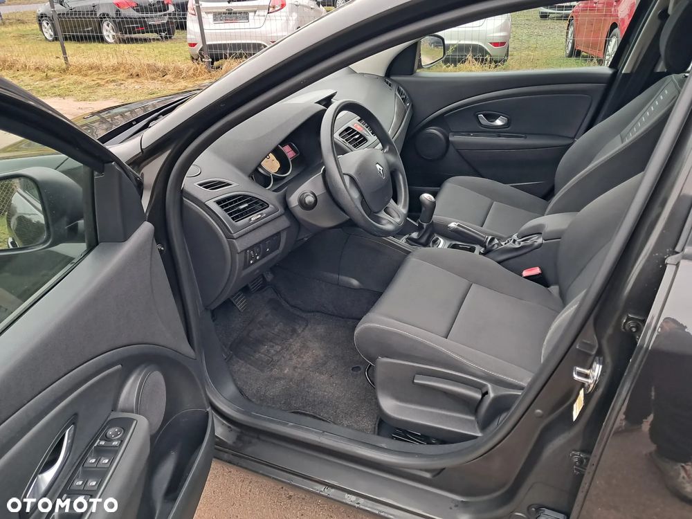 Renault Megane 1.6 16V 100 Authentique - 12