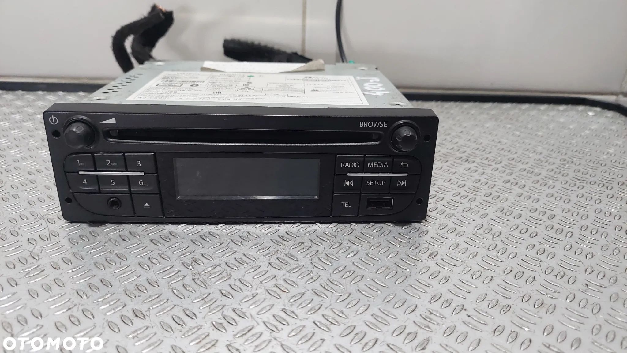 RADIO USB BLUETOOTH -CD RENAULT MASTER III 3 2,3 DCI R2015 NR 281153711R - 1