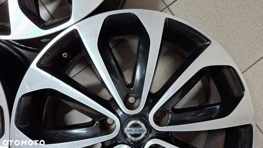 Felgi Aluminiowe 18 Nissan Qashqai 5x114.3 ET 40 - 7