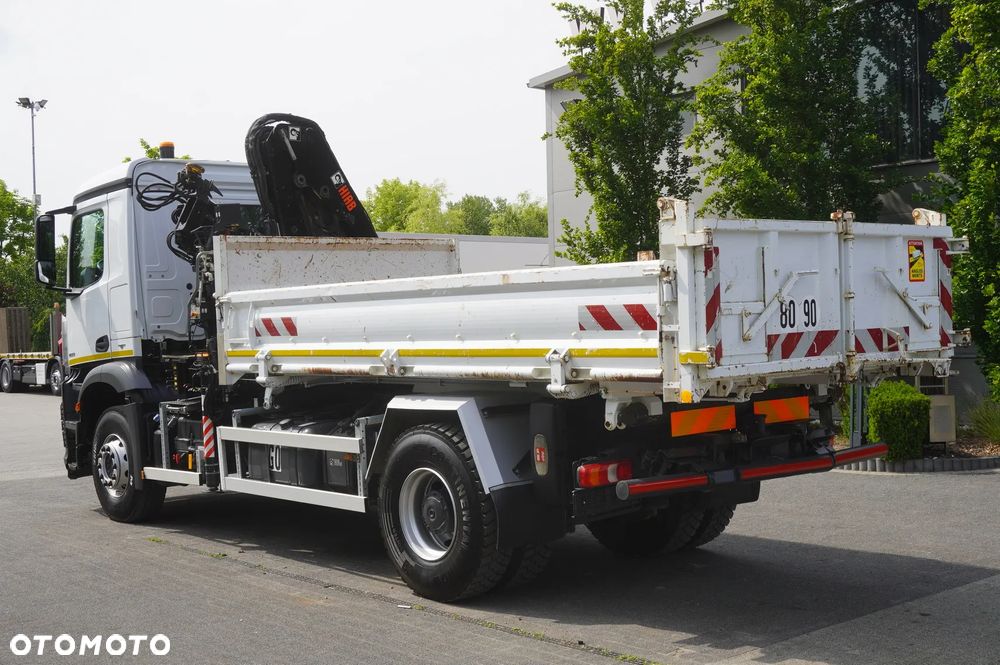 Mercedes-Benz Arocs 1833 / 87 000 km !!! / Hds HIAB X-DUO 128 B-2 / trójstronna wywrotka - 7