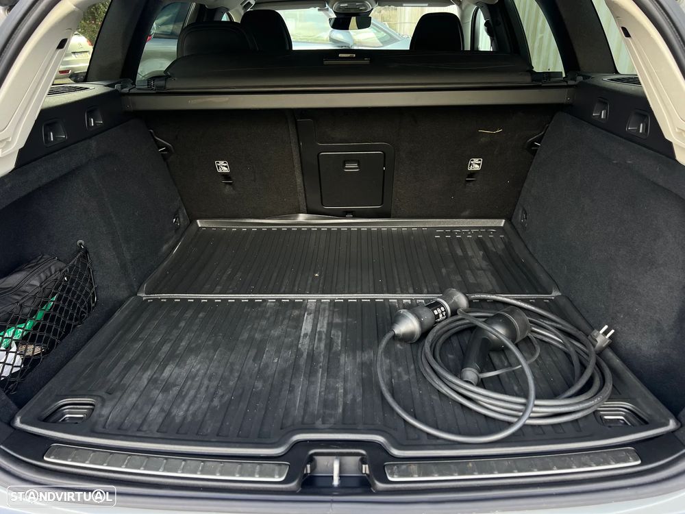 Volvo V60 2.0 T6 AWD TE Plus Dark - 40