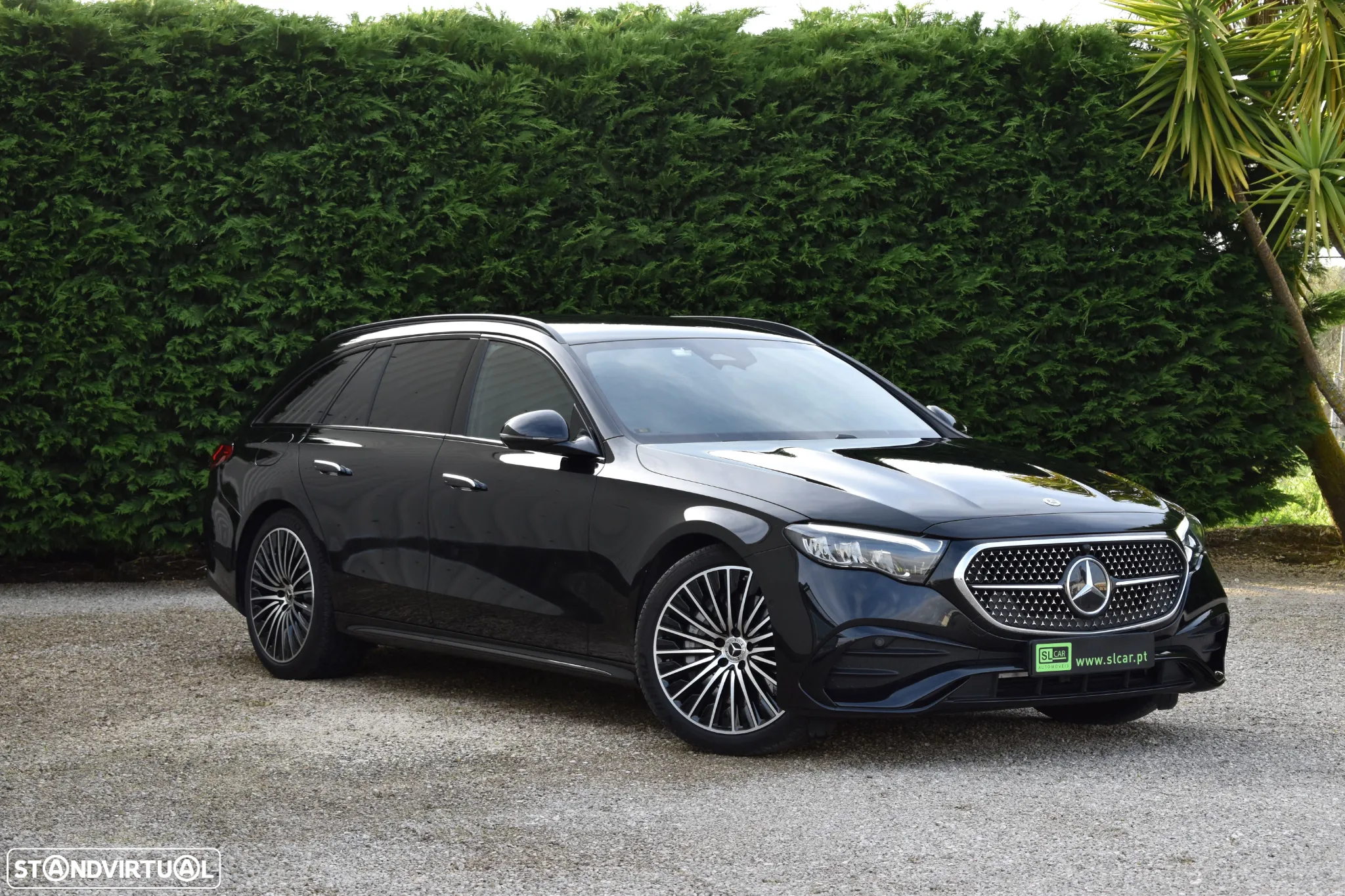 Mercedes-Benz E 300 e AMG Line - 26