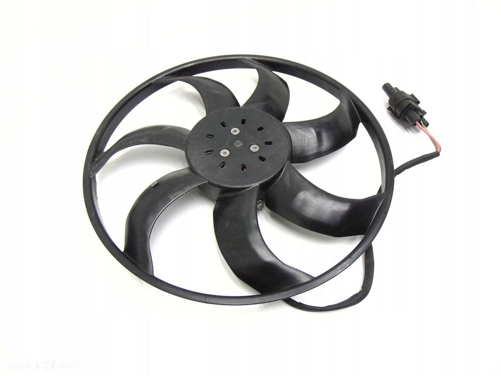 WENTYLATOR CHŁODNICY 5Q0121203CP GOLF VII A3 8V - 3