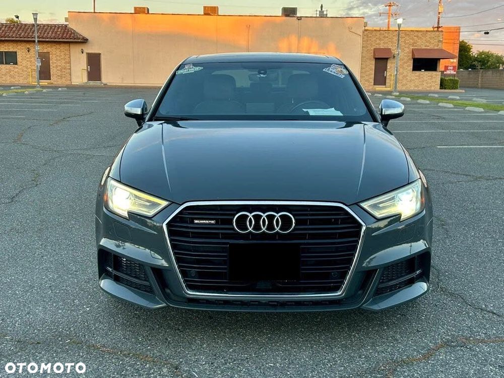 Audi A3 Sportback 2.0 TFSI quattro S tronic Ambiente - 2