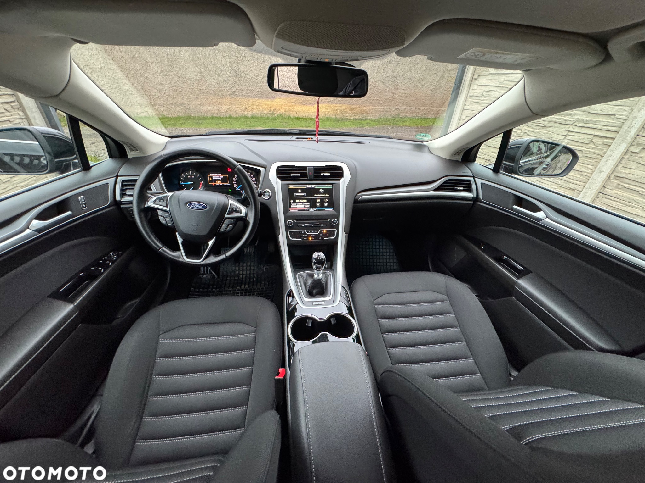 Ford Mondeo Turnier 2.0 TDCi ECOnetic Start-Stopp Titanium - 28