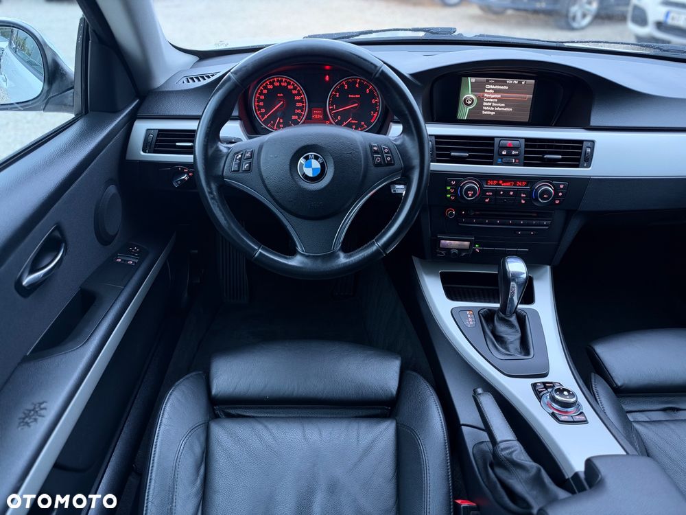BMW Seria 3 320i Edition Exclusive - 19